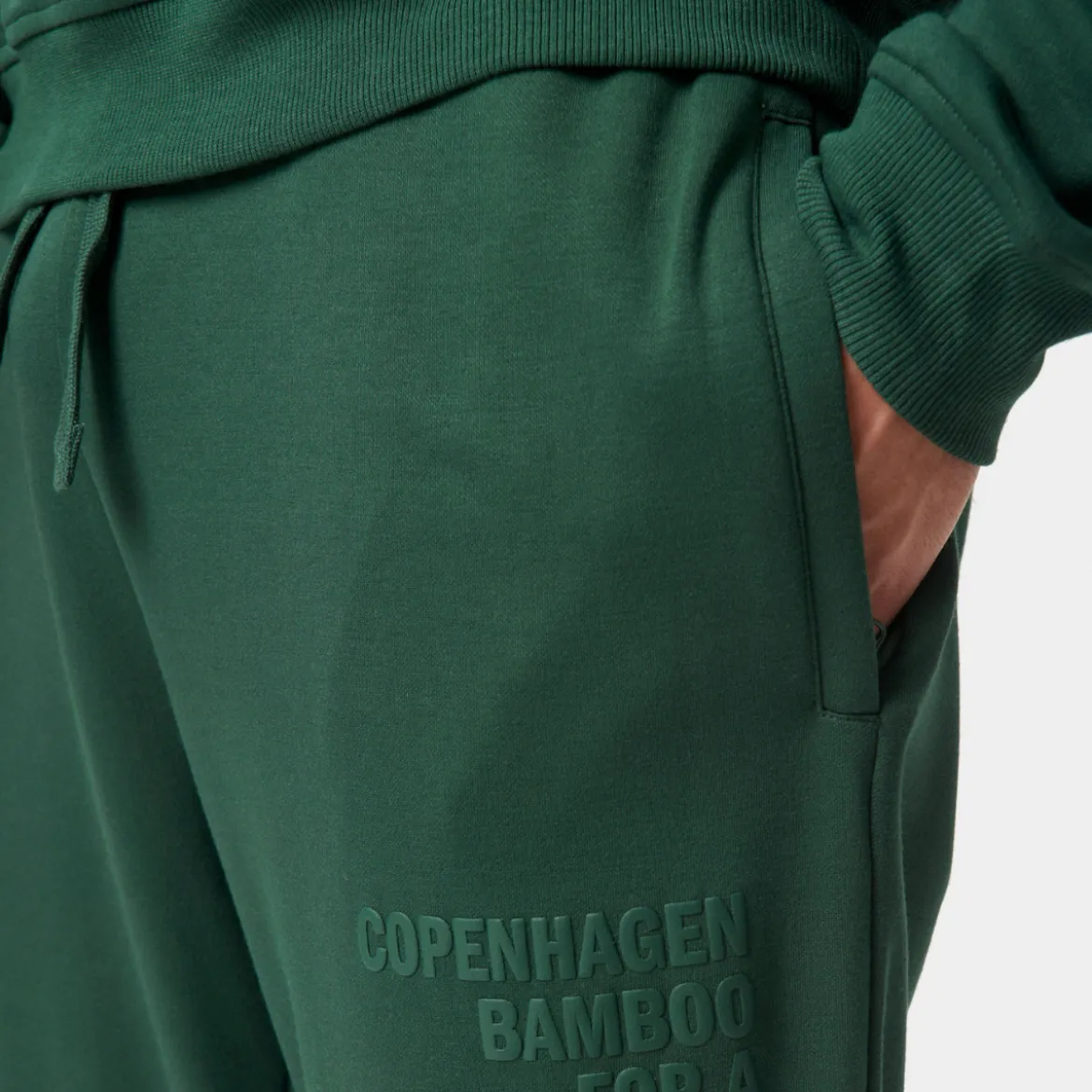 Grøn bambus hoodie joggingsæt med logo