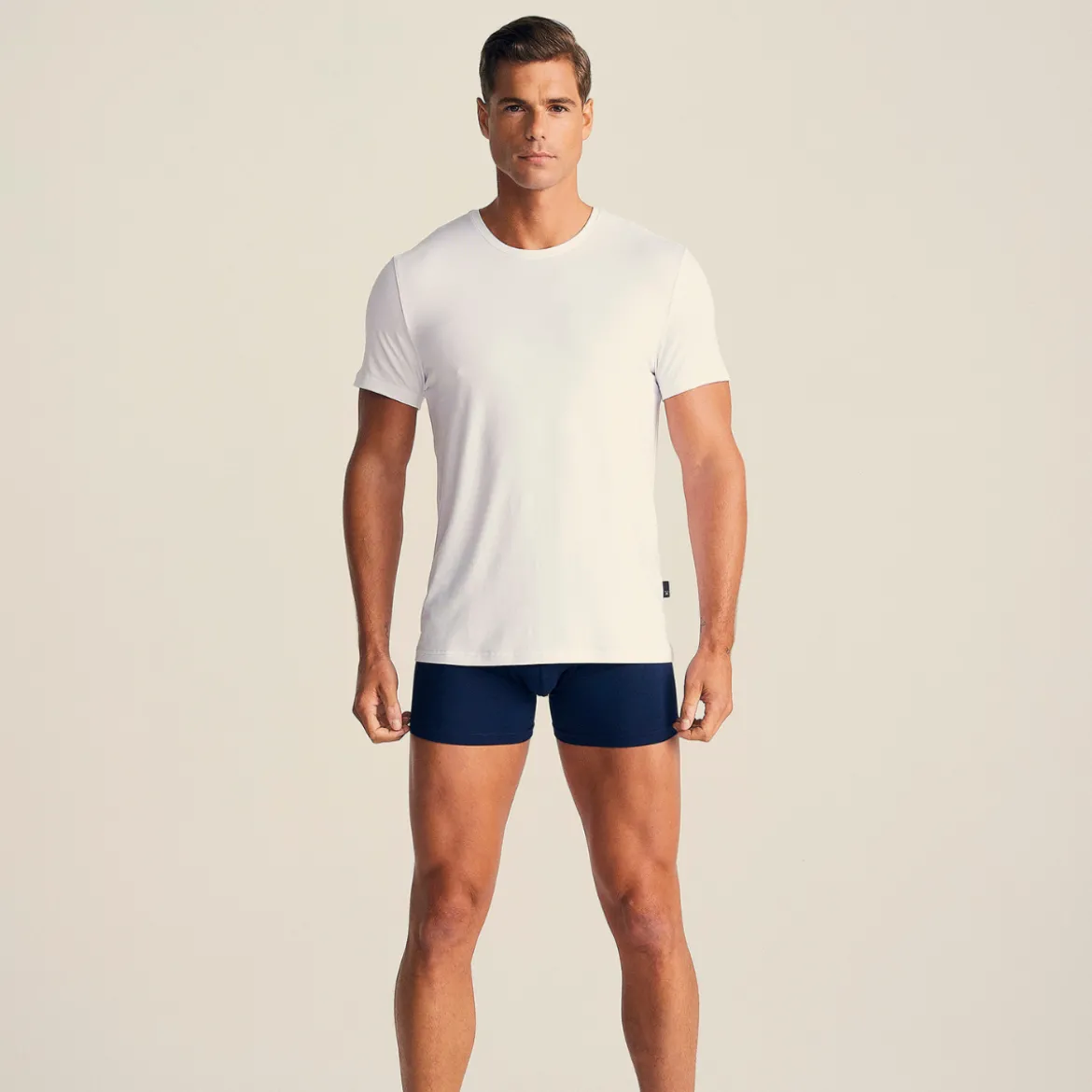Hvid bambus V-hals T-shirt